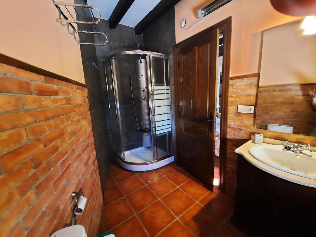 Casa Rural El Cano De Abajo อัลเดอานวยวา เดล กามิโน ภายนอก รูปภาพ