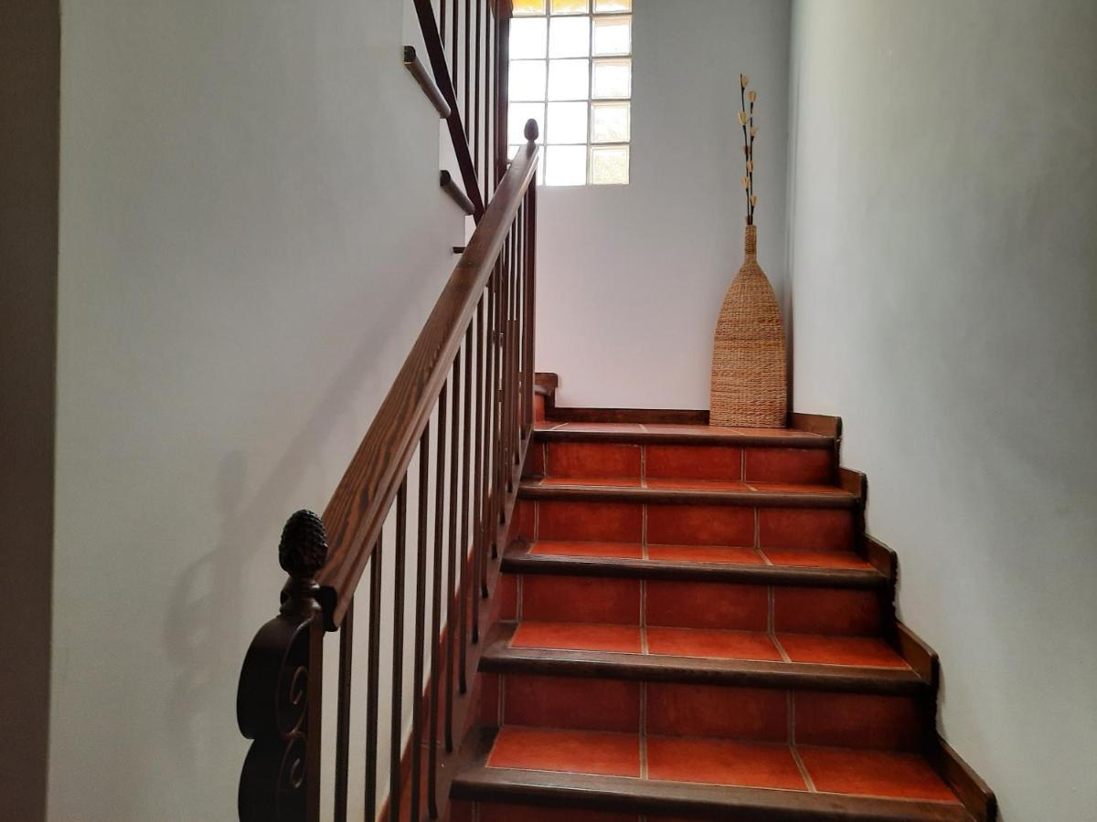 Casa Rural El Cano De Abajo อัลเดอานวยวา เดล กามิโน ภายนอก รูปภาพ