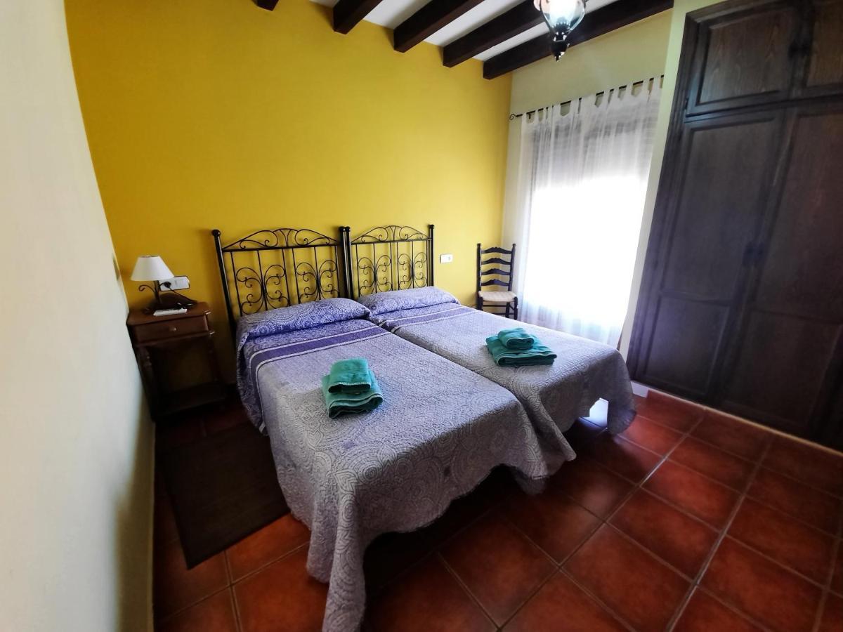 Casa Rural El Cano De Abajo อัลเดอานวยวา เดล กามิโน ภายนอก รูปภาพ